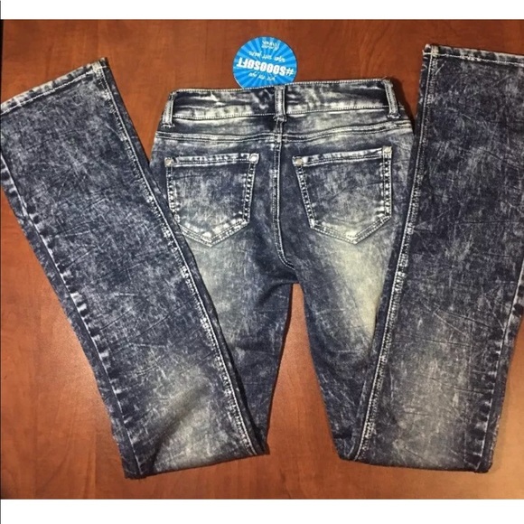 Almost Famous Denim - 🎈🎁 Almost Famous jeans size 0